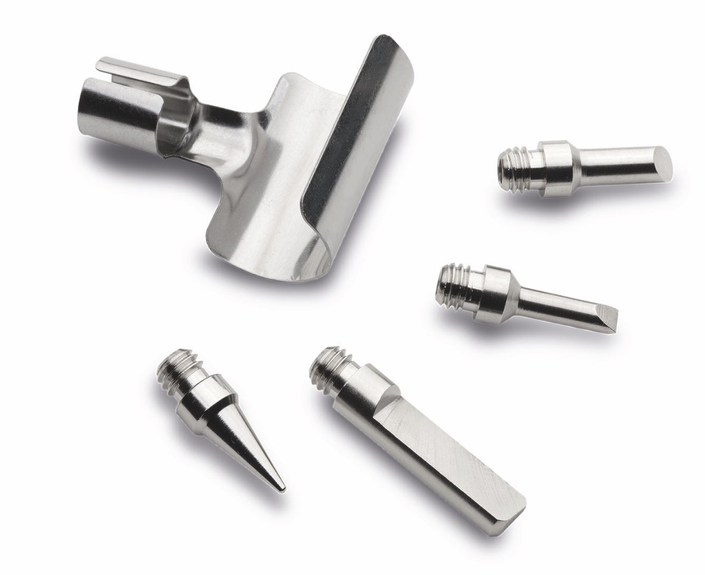 Set of interchangeable tips